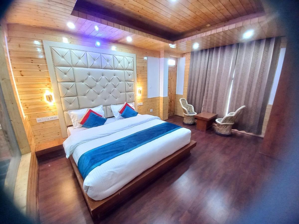 Humble Holiday Inn Kufri Simla 外观 照片