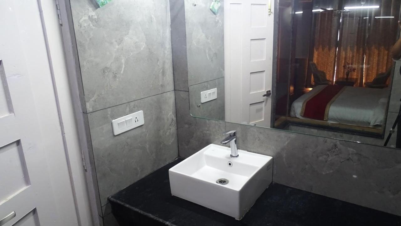 Humble Holiday Inn Kufri Simla 外观 照片