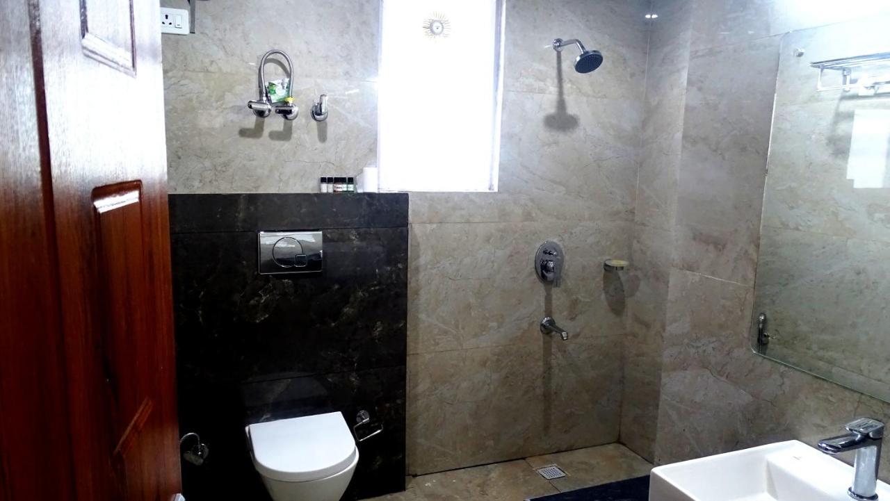 Humble Holiday Inn Kufri Simla 外观 照片