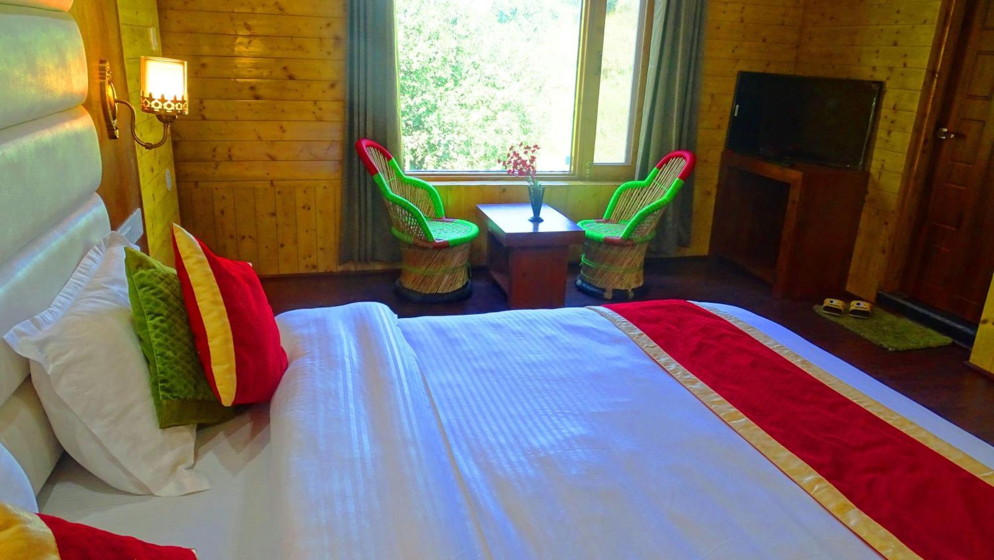 Humble Holiday Inn Kufri Simla 外观 照片