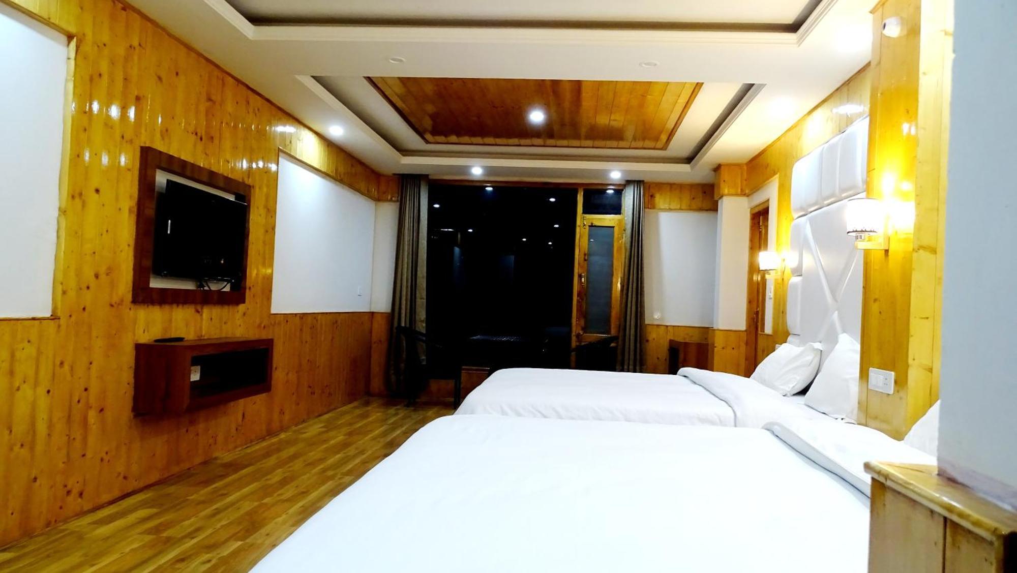 Humble Holiday Inn Kufri Simla 外观 照片